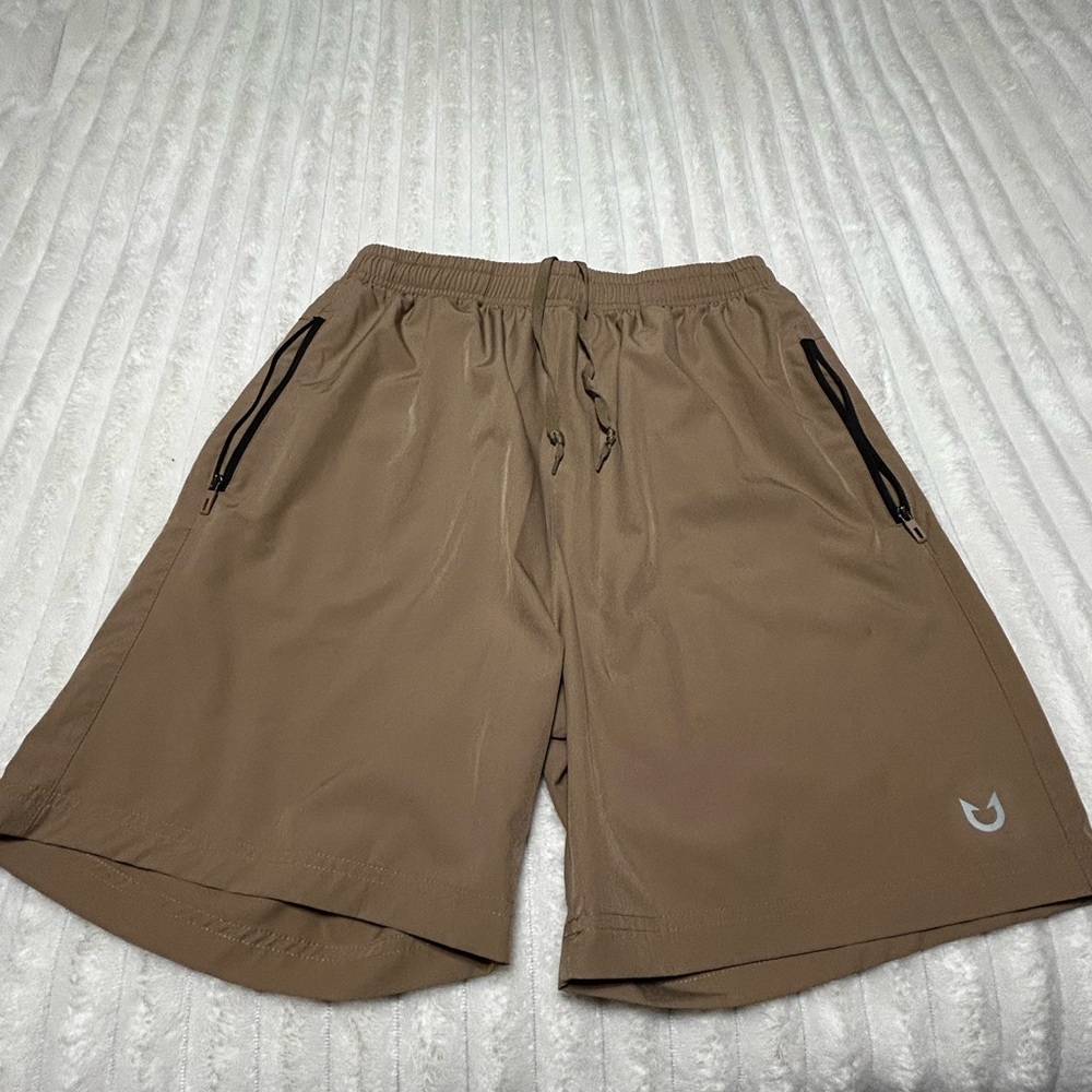 Northward 7’ seam running shorts